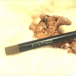 NWOT: MAC - Eye Brows Styler - STYLIZED